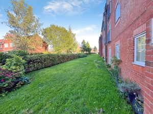 Communal Grounds- click for photo gallery